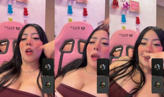 cin.favorite TikTok Live — Oct 2, 2026, 11:54 AM