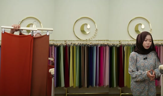 coveredscarfstore TikTok Live — Oct 8, 2026, 8:17 AM