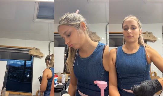 cristyscafe TikTok Live — Oct 2, 2026, 11:26 PM