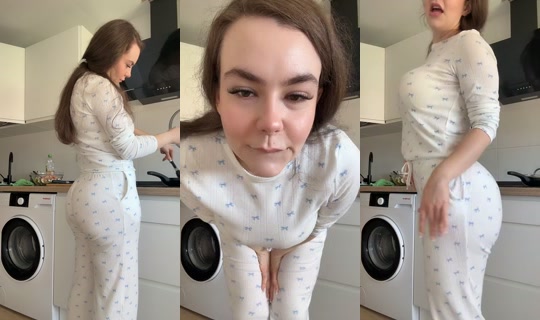 cuteecari TikTok Live — Oct 5, 2026, 1:01 PM