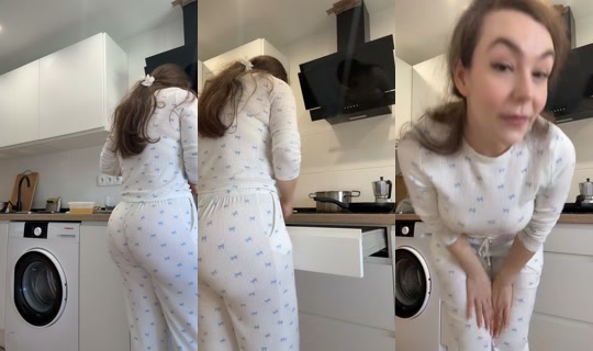 cuteecari TikTok Live — Oct 6, 2026, 11:56 AM