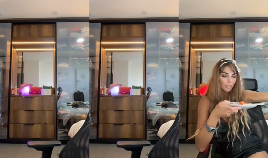 danabanana221 TikTok Live — Aug 21, 2026, 9:14 AM