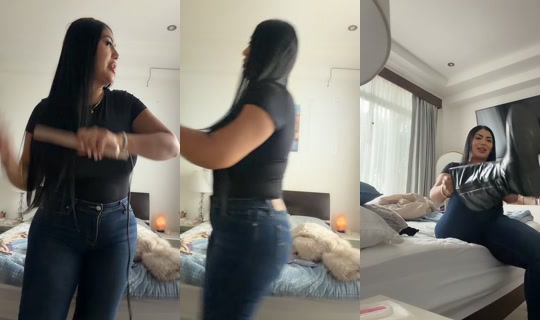 danii_amador22 TikTok Live — Aug 28, 2026, 9:00 PM