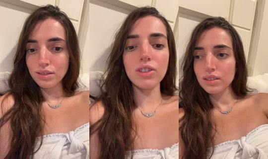 debbie998 TikTok Live — Oct 8, 2026, 8:23 AM