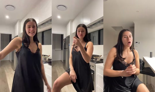 defnotjuilia TikTok Live — Aug 20, 2026, 11:34 AM