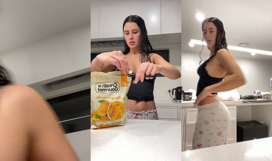 defnotjuilia TikTok Live — Sep 17, 2026, 11:16 AM