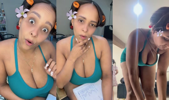 dejessicasalon TikTok Live — Aug 24, 2026, 11:51 PM