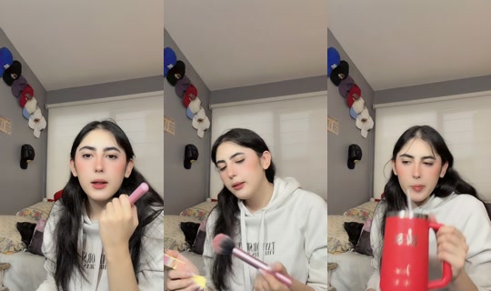 delabarrera.ale TikTok Live — Aug 21, 2026, 11:17 PM
