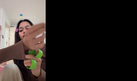 delisyyyaaa TikTok Live — Oct 3, 2026, 11:51 AM