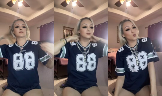 deniiisseg TikTok Live — Oct 2, 2026, 8:55 PM