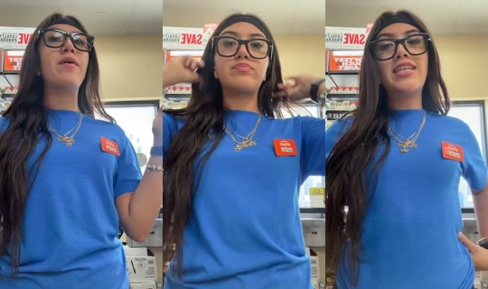 desmadrosades TikTok Live — Aug 28, 2026, 8:24 PM