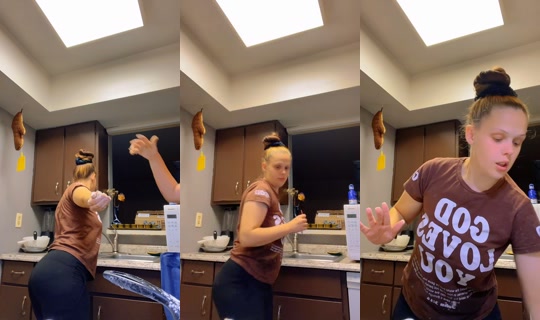 destinycrowder74 TikTok Live — Oct 3, 2026, 11:39 PM