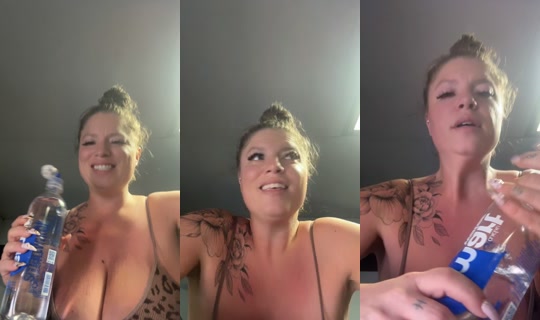 devilishlysweetpea_ TikTok Live — Oct 2, 2026, 5:42 PM