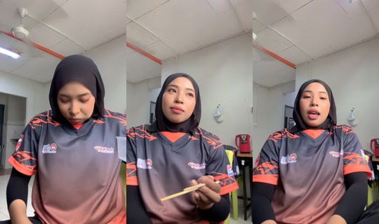 dina_btrisyaa TikTok Live — Aug 26, 2026, 10:02 AM