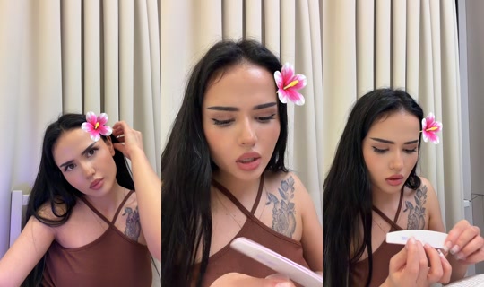 dina_qaytdi TikTok Live — Oct 3, 2026, 11:22 PM