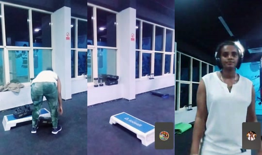 dinaye01 TikTok Live — Oct 4, 2026, 7:21 PM
