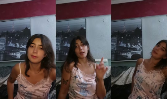 dinorahks TikTok Live — Oct 3, 2026, 10:43 PM
