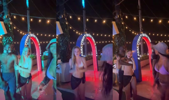 donotdistur3_ TikTok Live — Oct 8, 2026, 11:47 AM