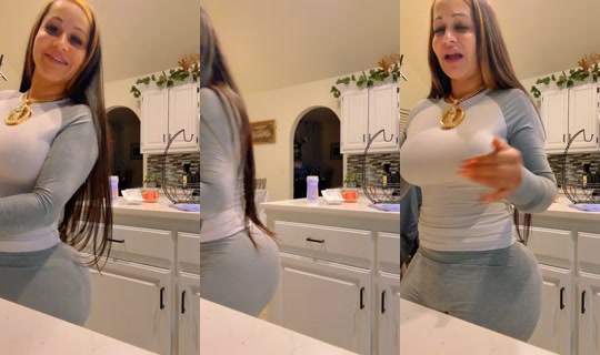 dopechick692 TikTok Live — Oct 3, 2026, 2:10 AM
