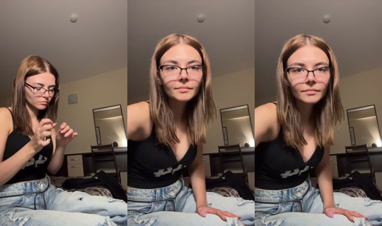 doroteya_vel TikTok Live — Oct 2, 2026, 6:34 PM