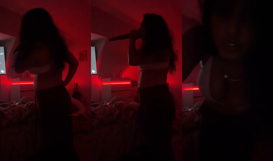 duawavey TikTok Live — Aug 31, 2026, 7:43 AM