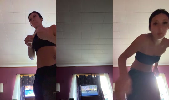 eanidvans TikTok Live — Aug 21, 2026, 11:08 PM