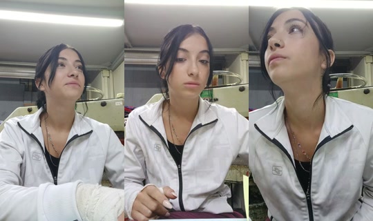 eflneyl TikTok Live — Sep 28, 2026, 10:18 AM