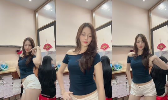 eira.3105 TikTok Live — Aug 24, 2026, 4:44 AM