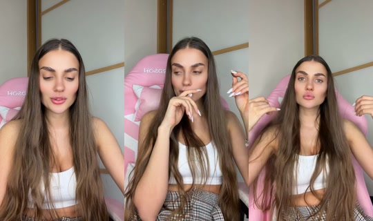 ela_000010 TikTok Live — Sep 21, 2026, 4:25 PM