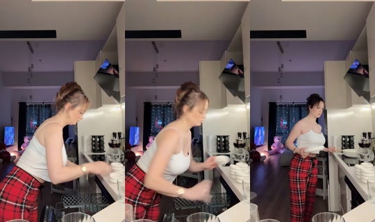 elaaync TikTok Live — Sep 16, 2026, 11:08 PM