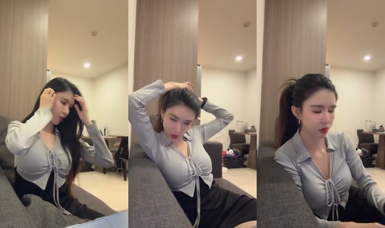 elena424_ TikTok Live — Oct 4, 2026, 3:51 PM