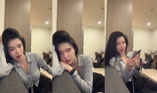 elena424_ TikTok Live — Oct 4, 2026, 4:41 PM