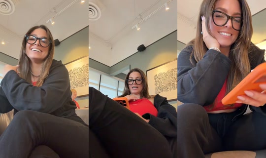 ellaobviously TikTok Live — Oct 7, 2026, 12:06 AM