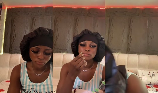 ellas.clothing06 TikTok Live — Sep 1, 2026, 10:02 AM