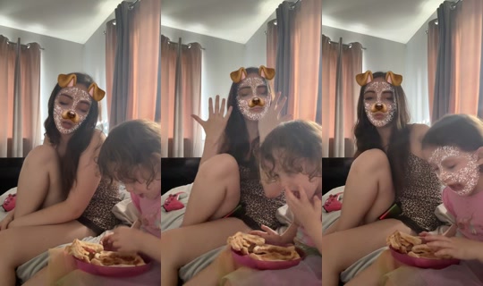 ellastanden_xx TikTok Live — Aug 21, 2026, 4:19 PM