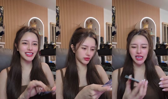 elletoonsky24 TikTok Live — Oct 1, 2026, 1:14 PM