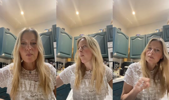 ellie_ella40 TikTok Live — Aug 29, 2026, 7:27 PM