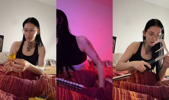 elly187erz TikTok Live — Oct 8, 2026, 4:04 PM