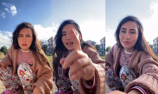 elosum2002 TikTok Live — Oct 3, 2026, 6:10 AM