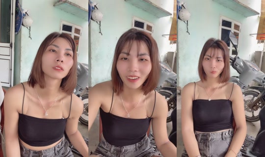ely12390 TikTok Live — Aug 25, 2026, 7:59 AM