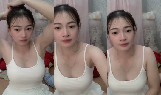 ely196738 TikTok Live — Oct 8, 2026, 5:56 AM