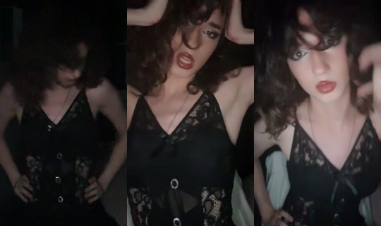 ema.loverss TikTok Live — Oct 2, 2026, 11:26 PM