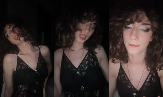 ema.loverss TikTok Live — Oct 3, 2026, 1:30 AM