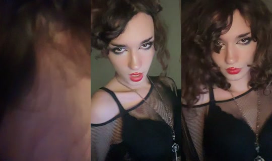 ema.loverss TikTok Live — Oct 7, 2026, 10:57 PM