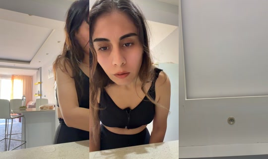 emine.kat1 TikTok Live — Sep 3, 2026, 1:05 PM