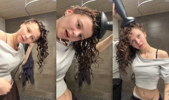 emskunee TikTok Live — Aug 25, 2026, 10:20 AM