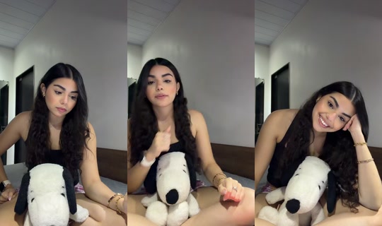 emyllemrqs TikTok Live — Oct 2, 2026, 9:42 PM