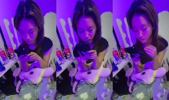 eolrxm5 TikTok Live — Oct 3, 2026, 2:54 AM