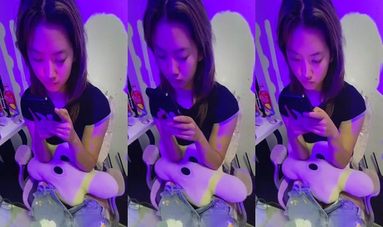 eolrxm5 TikTok Live — Oct 3, 2026, 3:33 AM