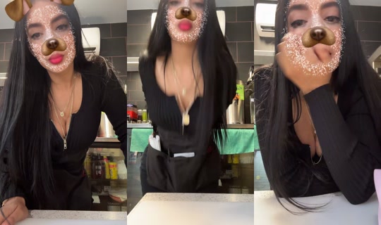 esmeraldacandela TikTok Live — Oct 4, 2026, 3:51 PM